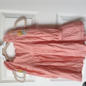 Embroidered girl dress